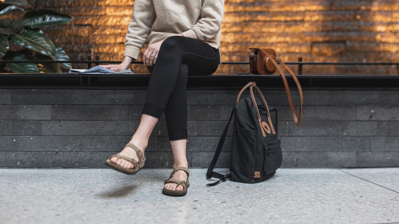 雨の日にサンダルはおかしいの?賛成派反対派の意見をまとめてご紹介